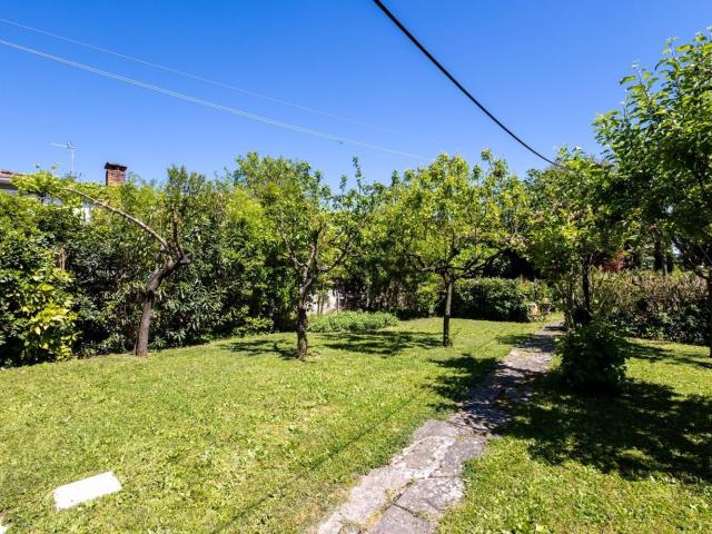 Case e ville in vendita di 136 m² in Viale Dante Alighieri, 12