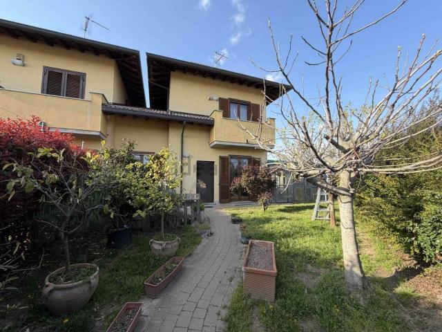 Case e ville in vendita di 137 m²