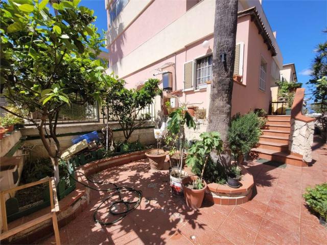 Case e ville in vendita di 137 m²