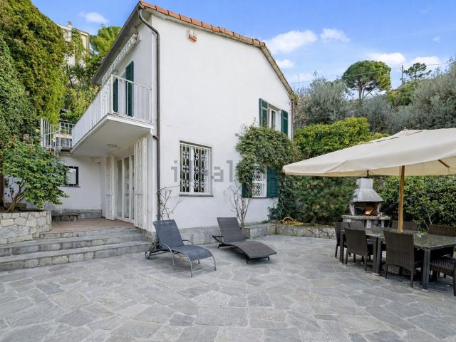 Case e ville in vendita di 137 m²