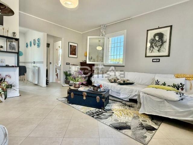 Case e ville in vendita di 137 m² in Via Villa Landi