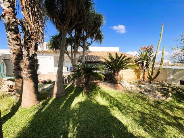 Case e ville in vendita di 138 m²