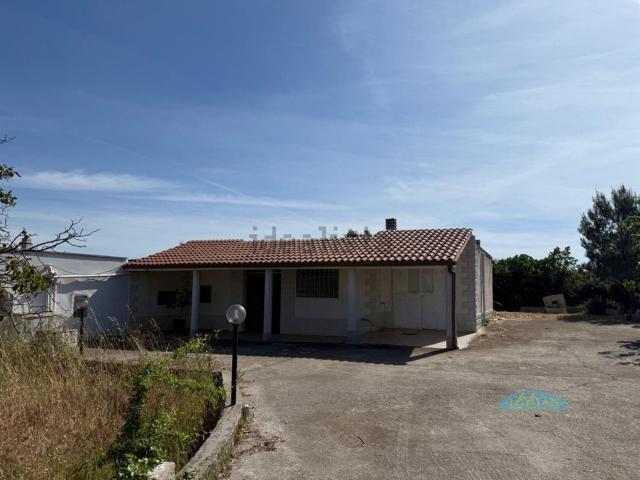 Case e ville in vendita di 138 m² in Via Ferruzzo