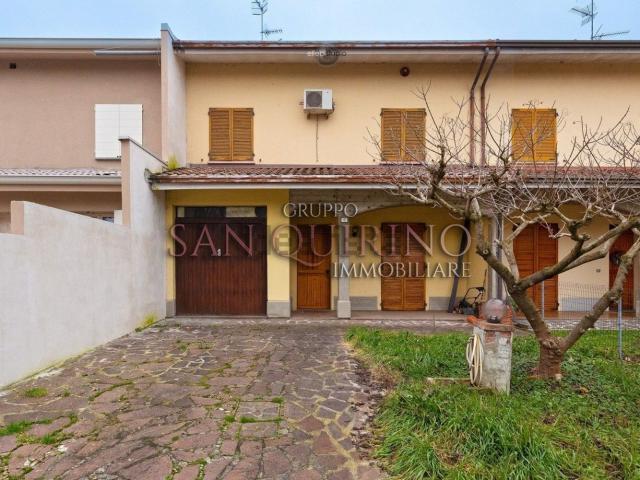 Case e ville in vendita di 138 m² in Via Simonazzi A. e A 6