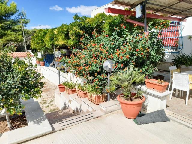 Case e ville in vendita di 139 m² in Via Chidro di Specchiarica