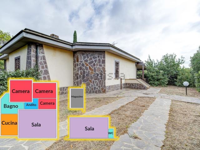 Case e ville in vendita di 139 m² in Via Adriana, 4