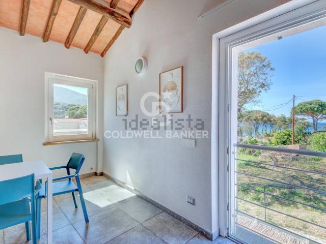 Case e ville in vendita di 139 m² in Via delle Ginestre
