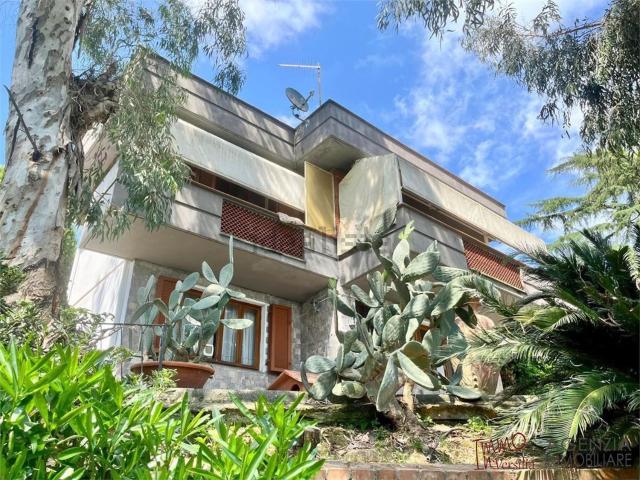 Case e ville in vendita di 140 m²