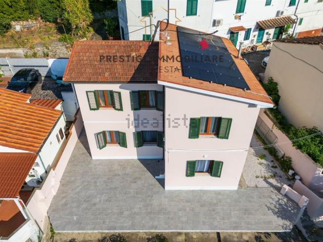 Case e ville in vendita di 140 m²
