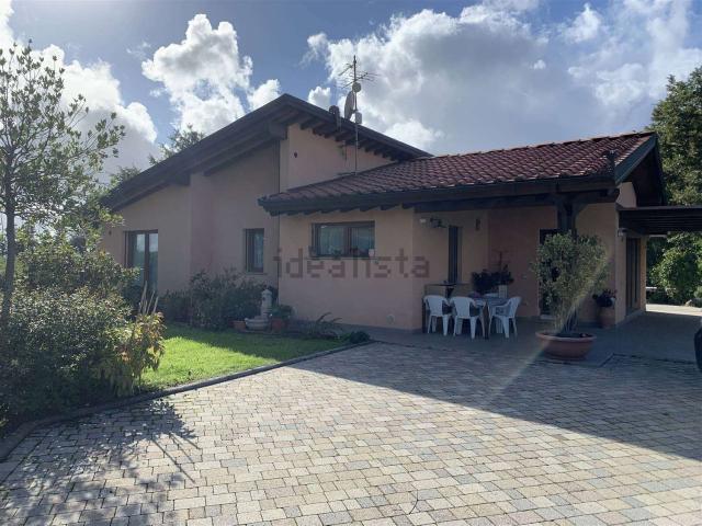 Case e ville in vendita di 140 m²