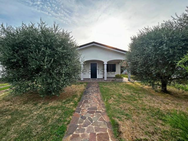 Case e ville in vendita di 140 m²