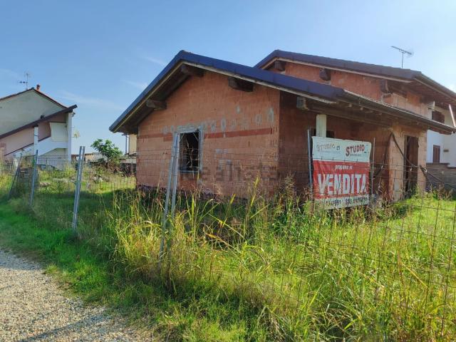 Case e ville in vendita di 140 m² in Via Cairoli