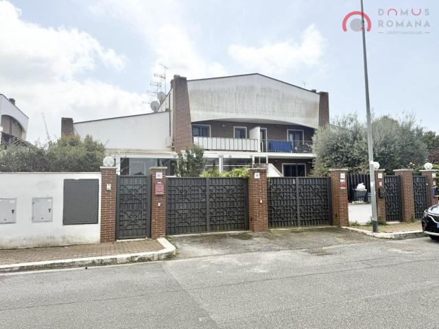 Case e ville in vendita di 140 m² in Via Curon Venosta