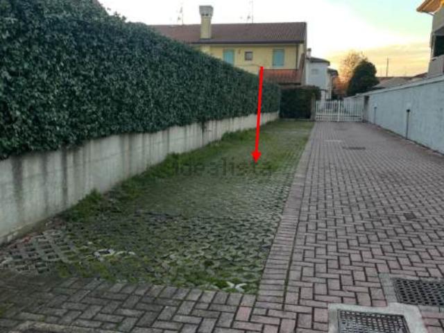 Case e ville in vendita di 140 m² in Via Alessandro Manzoni