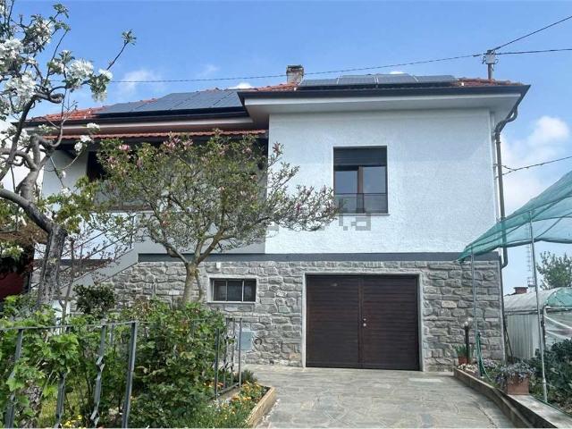 Case e ville in vendita di 140 m² in Via Bivio