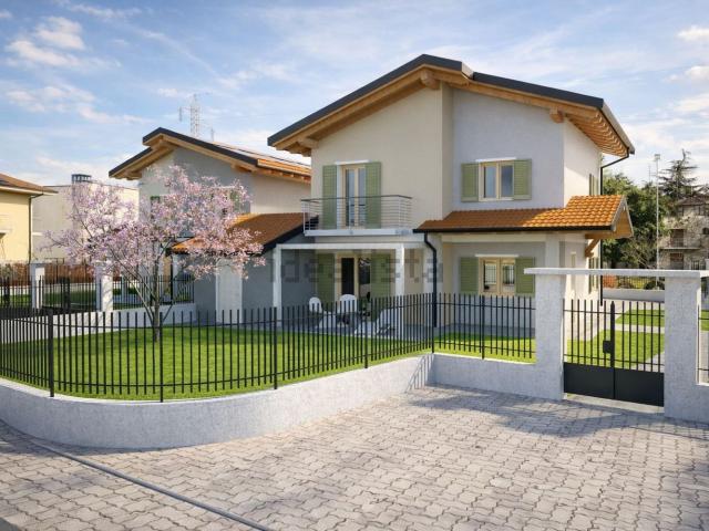 Case e ville in vendita di 140 m² in Via Monte Pigna