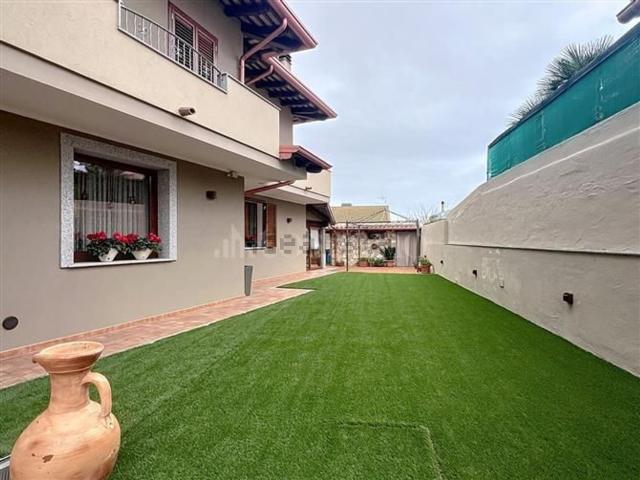 Case e ville in vendita di 140 m² in Via Martin Luther King
