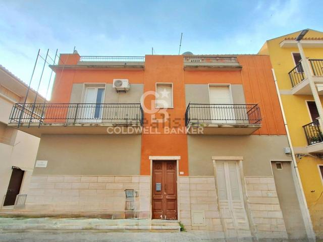 Case e ville in vendita di 140 m² in Via Solferino, 91