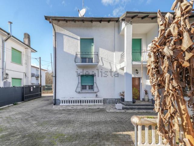 Case e ville in vendita di 140 m² in Via Rovigo, 6