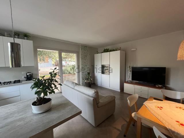 Case e ville in vendita di 140 m² in Via Torello, 22