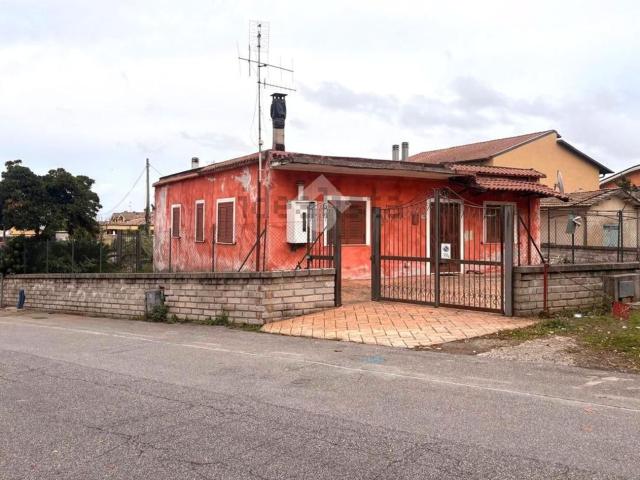 Case e ville in vendita di 140 m² in Via Urbano IV, 34