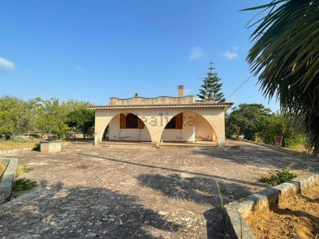 Case e ville in vendita di 140 m² in Contrada Pezza d&apos  Acqua Fresca