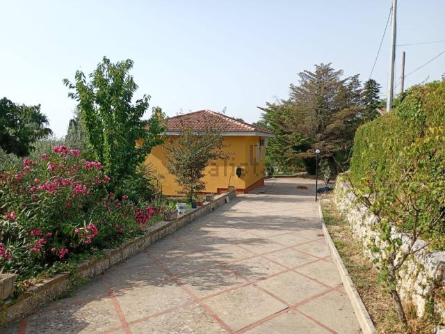Case e ville in vendita di 140 m² in Contrada San Giovanni