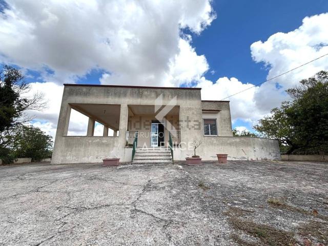 Case e ville in vendita di 140 m² in Strada Madonna del Pozzo