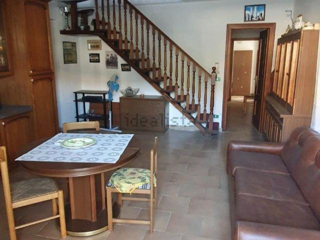 Case e ville in vendita di 140 m² in Strada Statale 106 Jonica