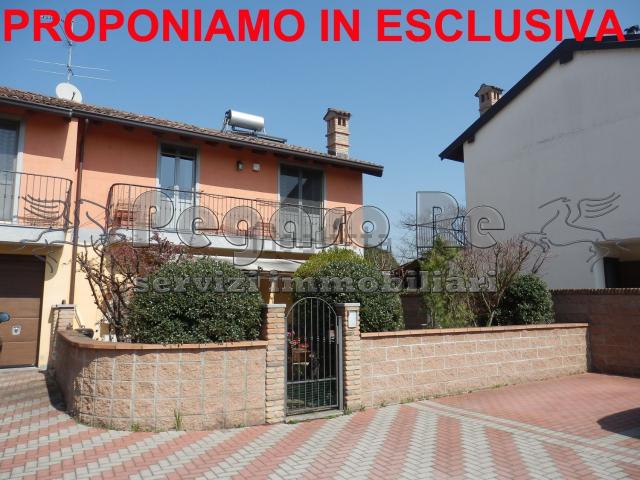 Case e ville in vendita di 140 m² in Strada Tombetti, 70