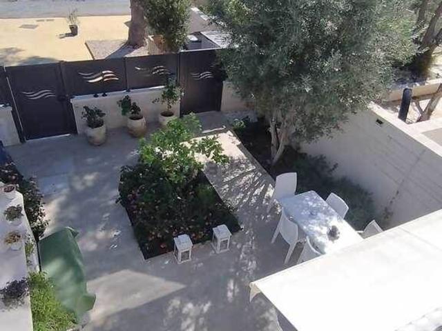 Case e ville in vendita di 141 m² in Via delle vigne, 5