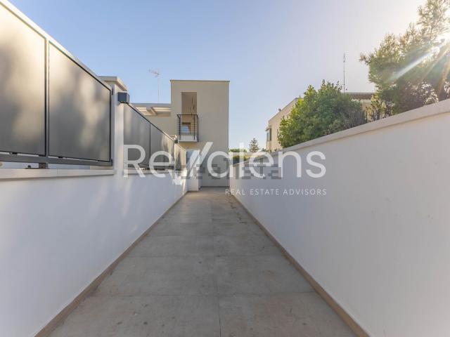Case e ville in vendita di 141 m² in Via Martinez