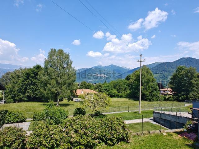 Case e ville in vendita di 141 m² in Via piano delle noci, 11