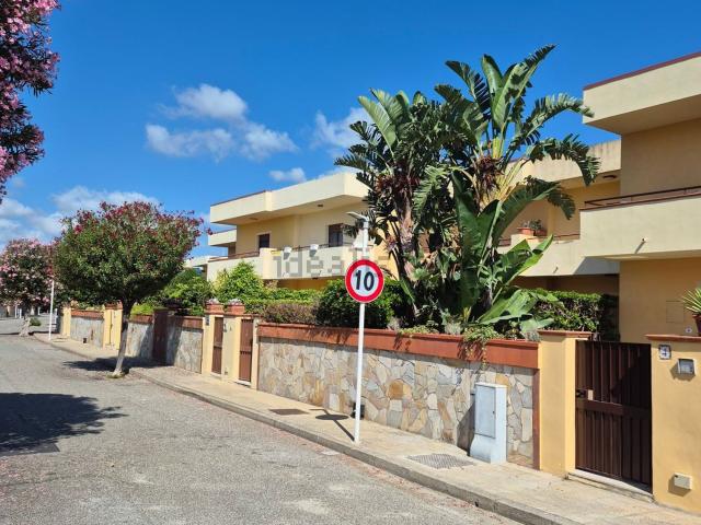 Case e ville in vendita di 142 m² in Via Circuito