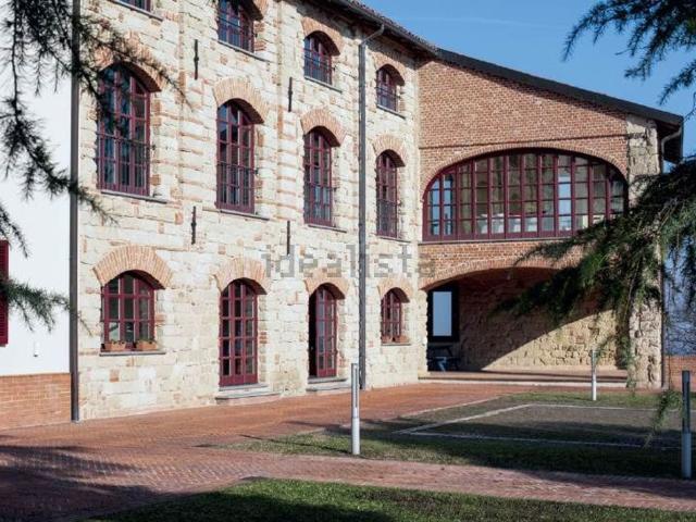 Case e ville in vendita di 1430 m²