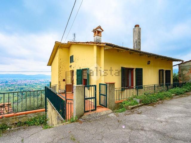 Case e ville in vendita di 143 m² in Via Fontana di Germinaia, 44