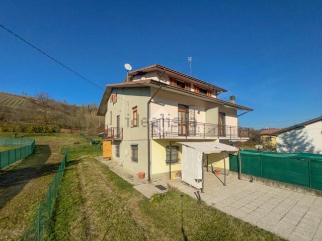 Case e ville in vendita di 143 m² in Frazione Garivalda, 47