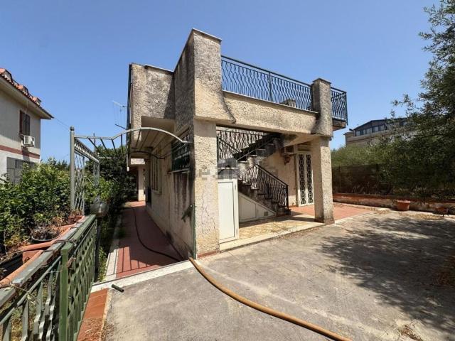 Case e ville in vendita di 143 m² in Strada Statale 113 Settentrionale Sicula, 161
