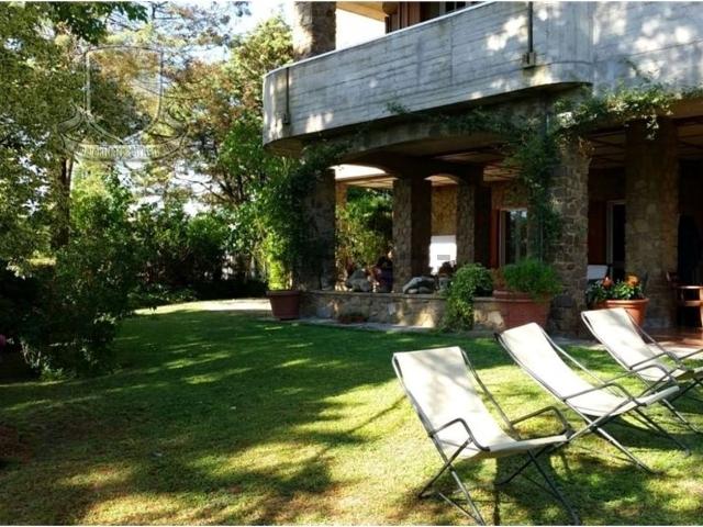 Case e ville in vendita di 144 m²