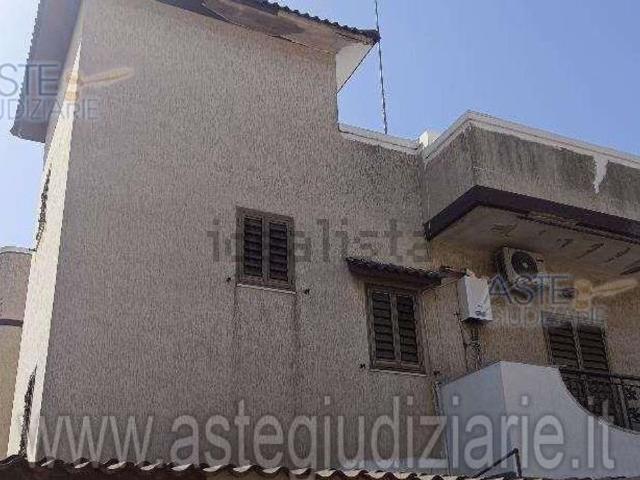 Case e ville in vendita di 144 m² in Via Cavallucci Marini