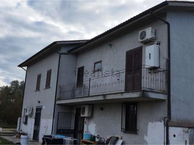 Case e ville in vendita di 144 m² in Strada Senza Nome