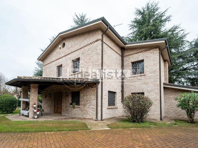 Case e ville in vendita di 145 m²