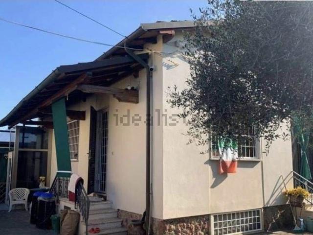 Case e ville in vendita di 145 m²