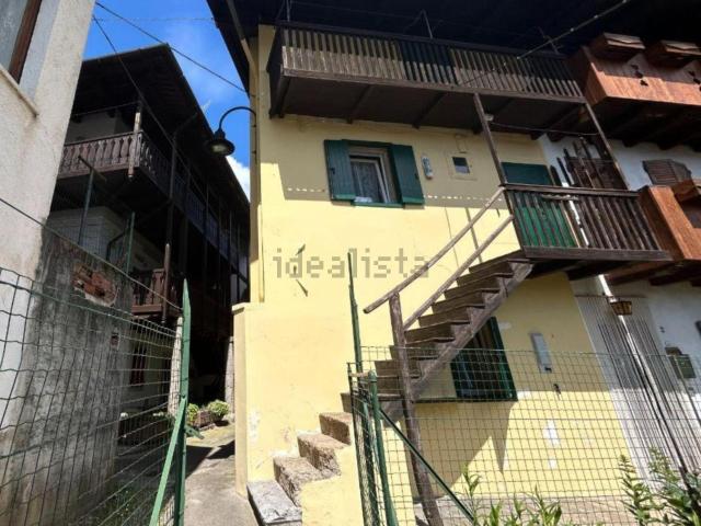 Case e ville in vendita di 145 m²