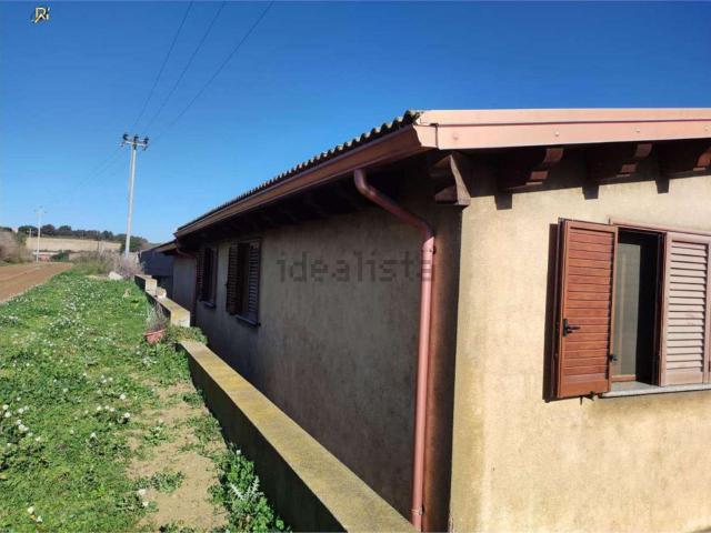 Case e ville in vendita di 145 m² in Via Roma