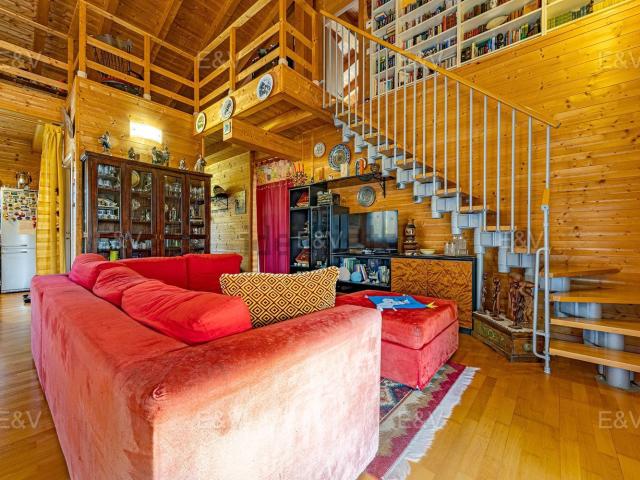 Case e ville in vendita di 145 m² in Località Col di Selva