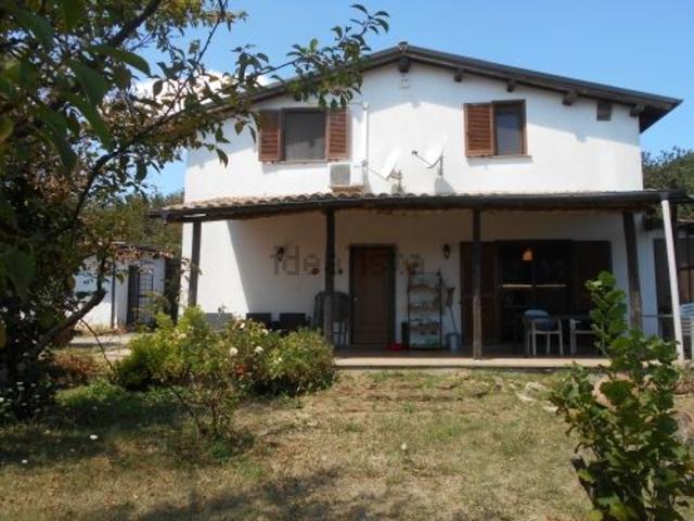 Case e ville in vendita di 146 m²