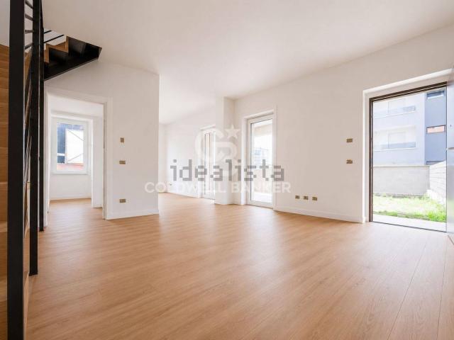Case e ville in vendita di 146 m² in Via G. Espinasse, 3
