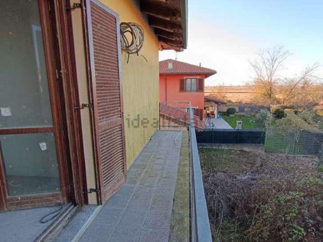 Case e ville in vendita di 146 m² in Via Giovanni Falcone, 24
