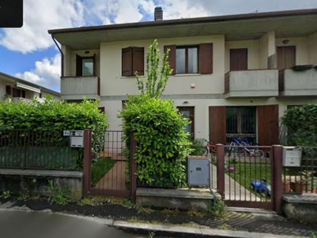 Case e ville in vendita di 146 m² in Via San Caterina da Siena